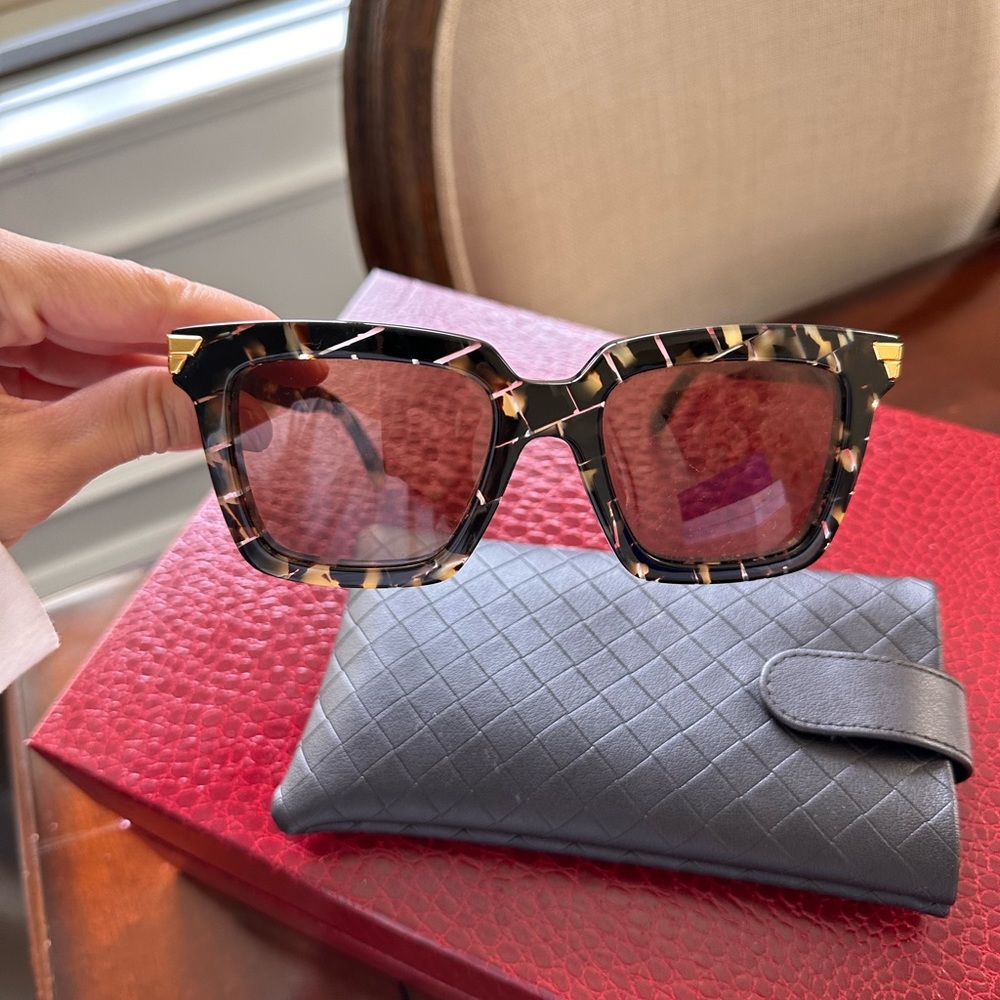bottega veneta sunglasses